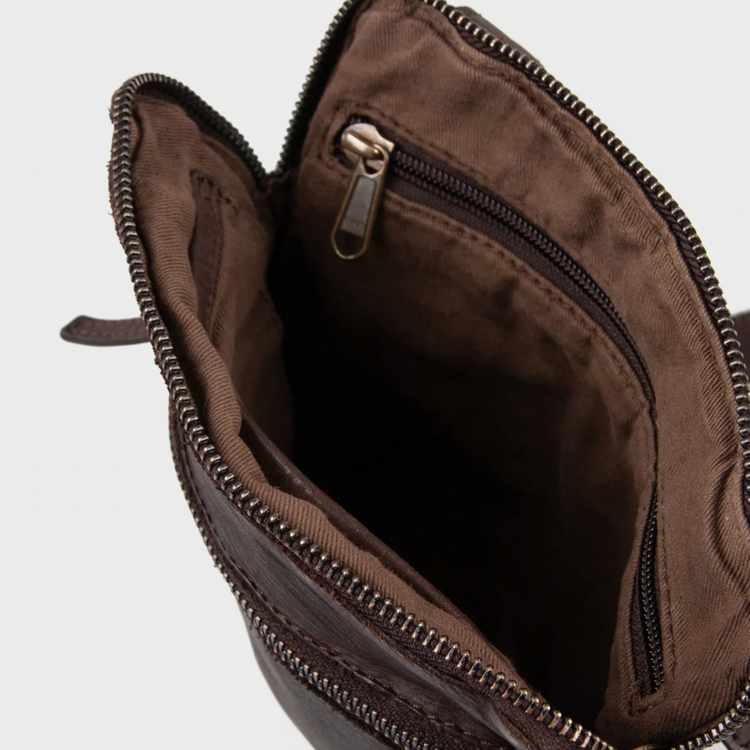 Atkins crossbody taske i læder - brun