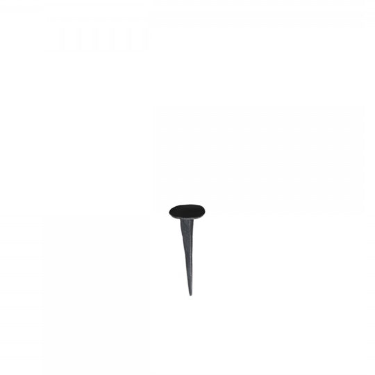 Antikt søm, fremstillet af jern. Håndlavet søm. Kan bruges til ophæng på væggen. Sømmet har en rustikt stil. lille søm.