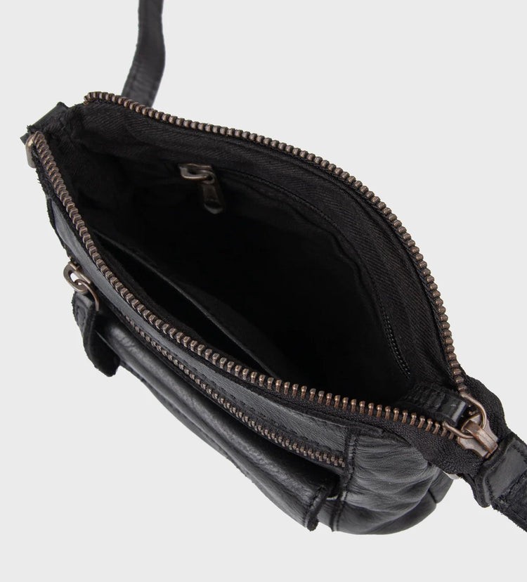 Charlo lille crossbody taske i læder - sort